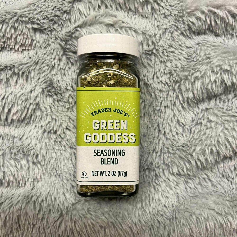Trader Joeโs Green Goddess Seasoning Blend 2oz each Spice Mix EXP 8/19/27